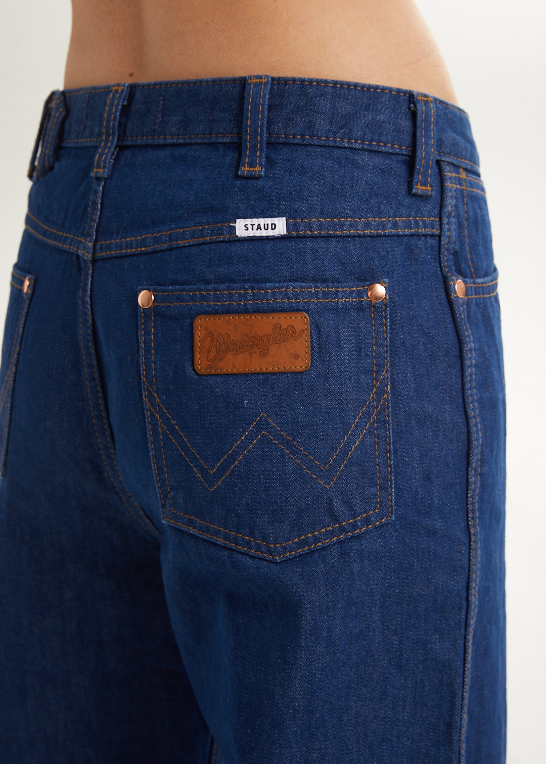注目ショップ・ブランドのギフト Staud X Labels Lost – set denim Wrangler パンツ