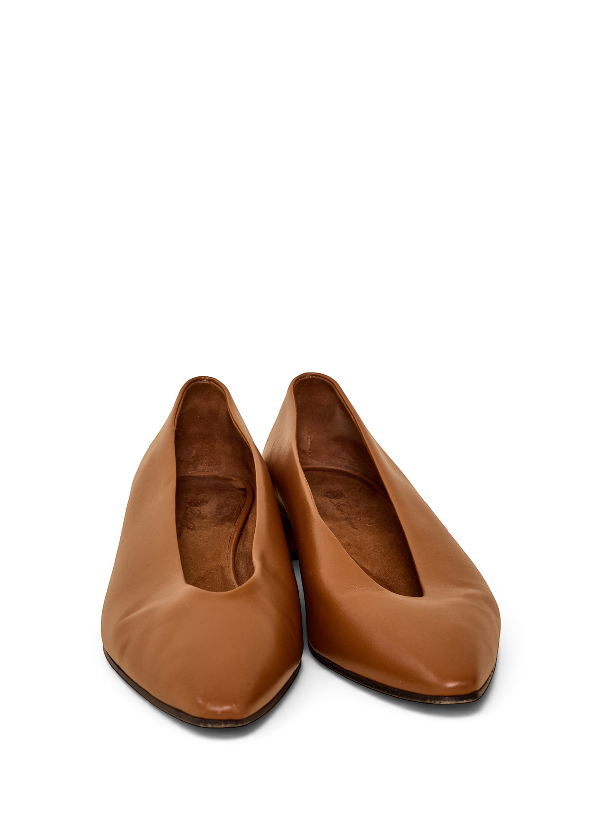 Lost Labels Loro Piana tan leather pointed toe flats with a minimalist design and refined Italian craftsmanship